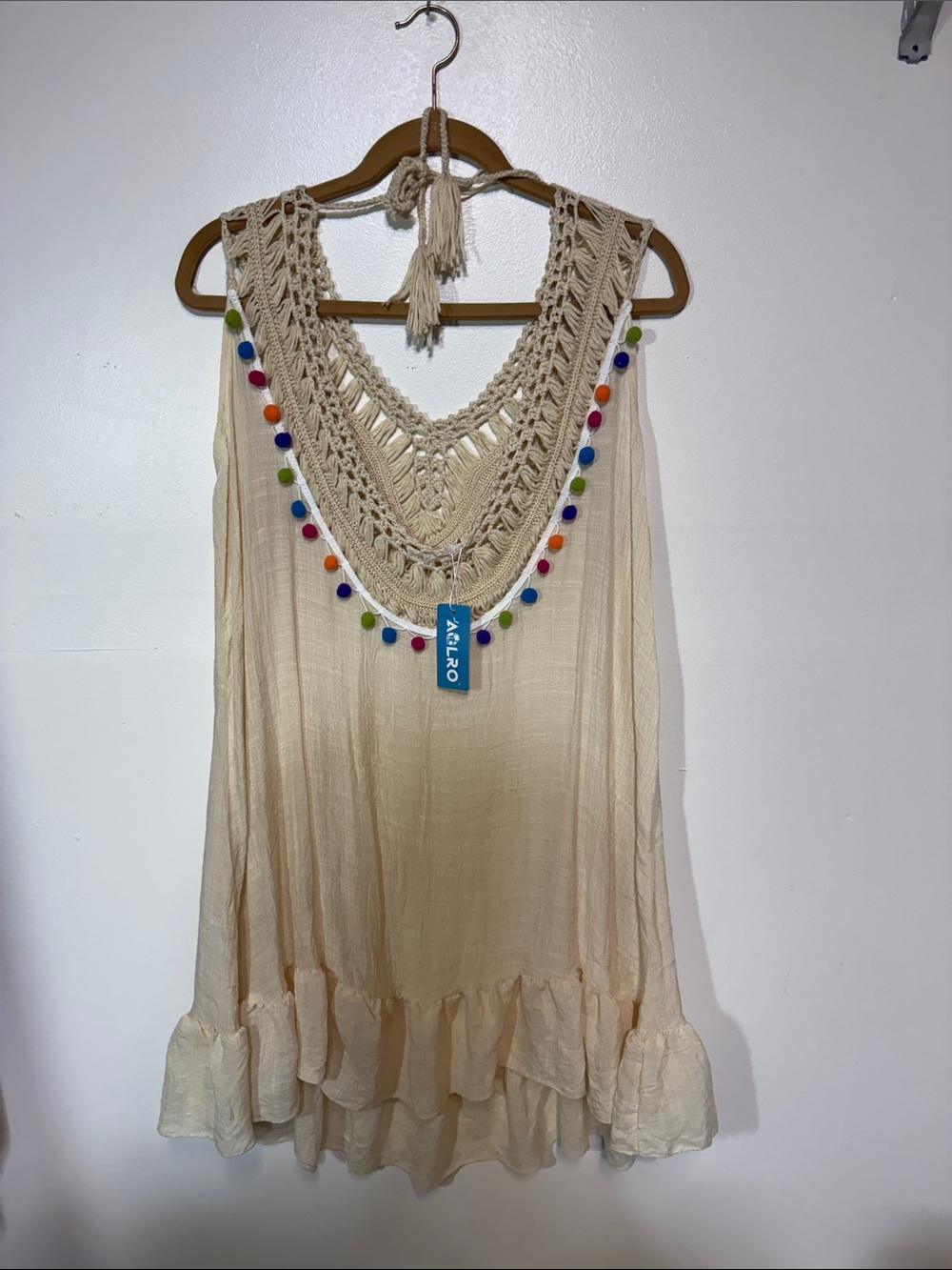 Boho Crochet V-Neck Pom Pom Tunic Top in Cream